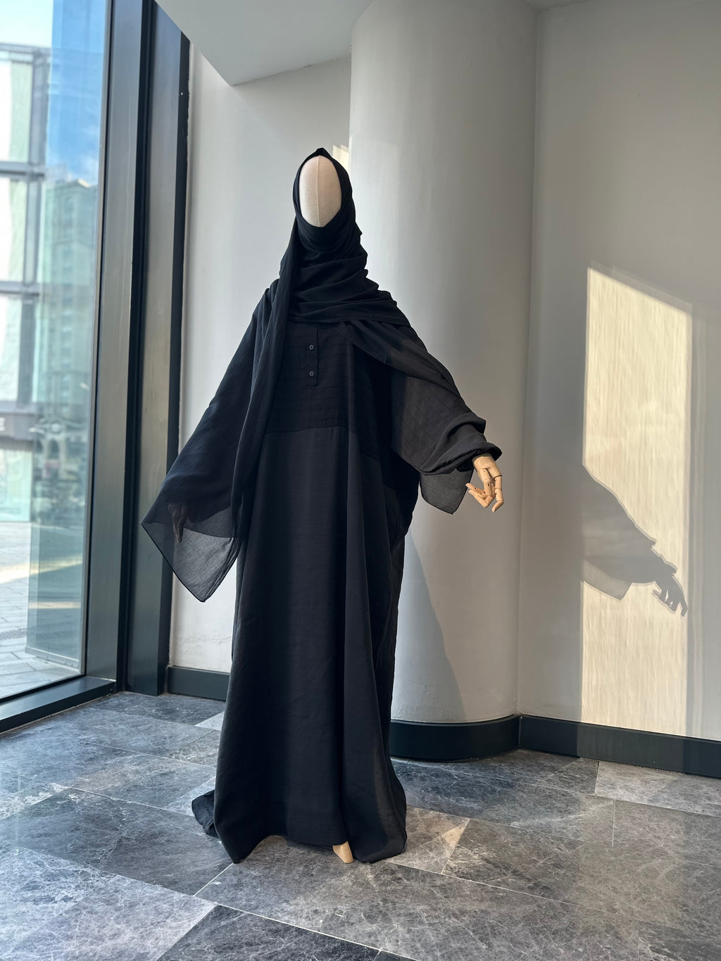 Hesna ferace -çizgili siyah