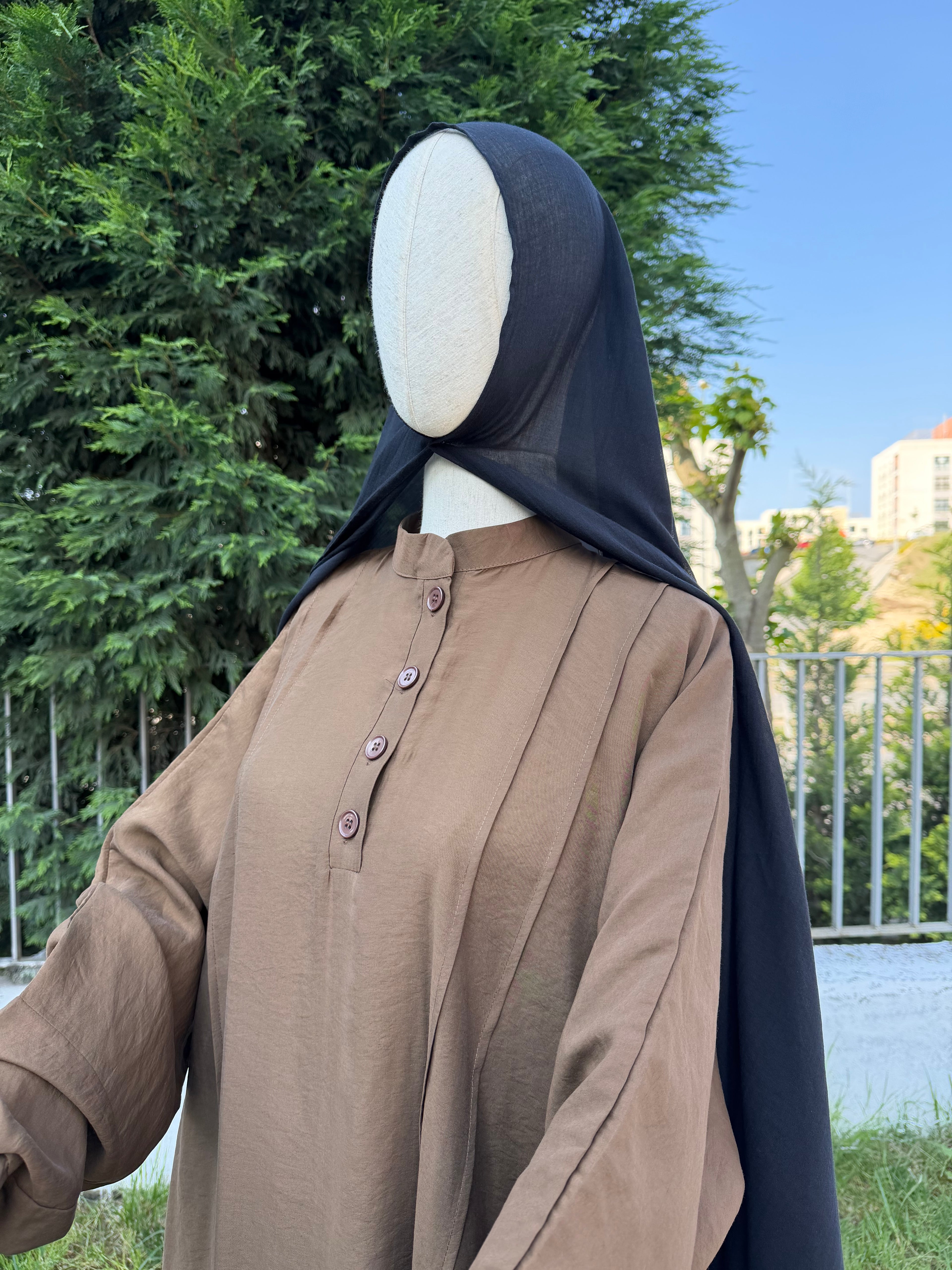 Amine etekli cilbab -toprak