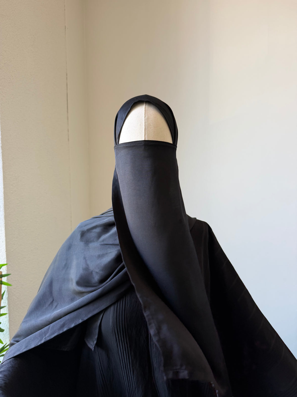 Lal Abaya / Siyah - Tensel Kupra /Etekli Şallı Takım
