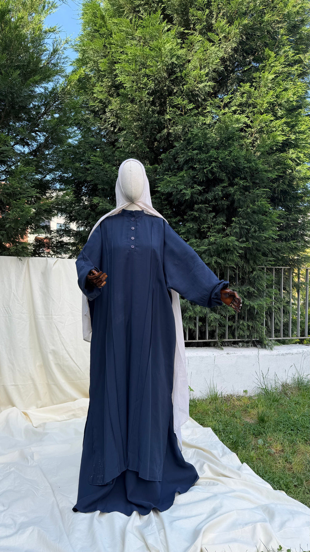 Amine etekli cilbab - Lacivert