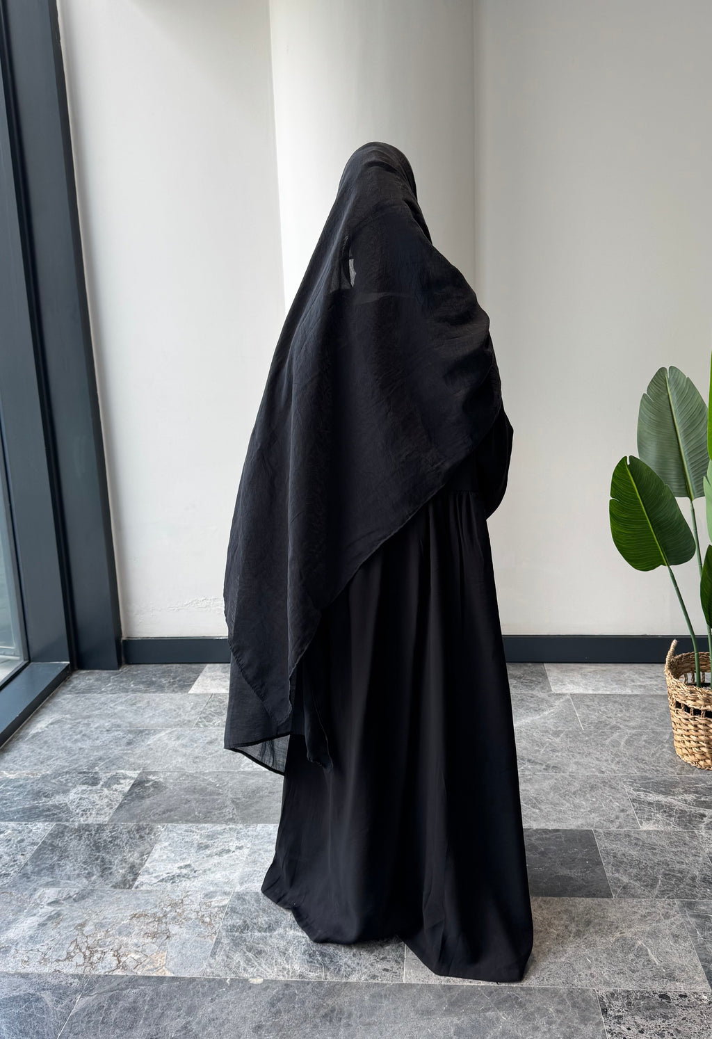 Tensel Kumaş/Robalı Siyah Ferace - Abaya kol