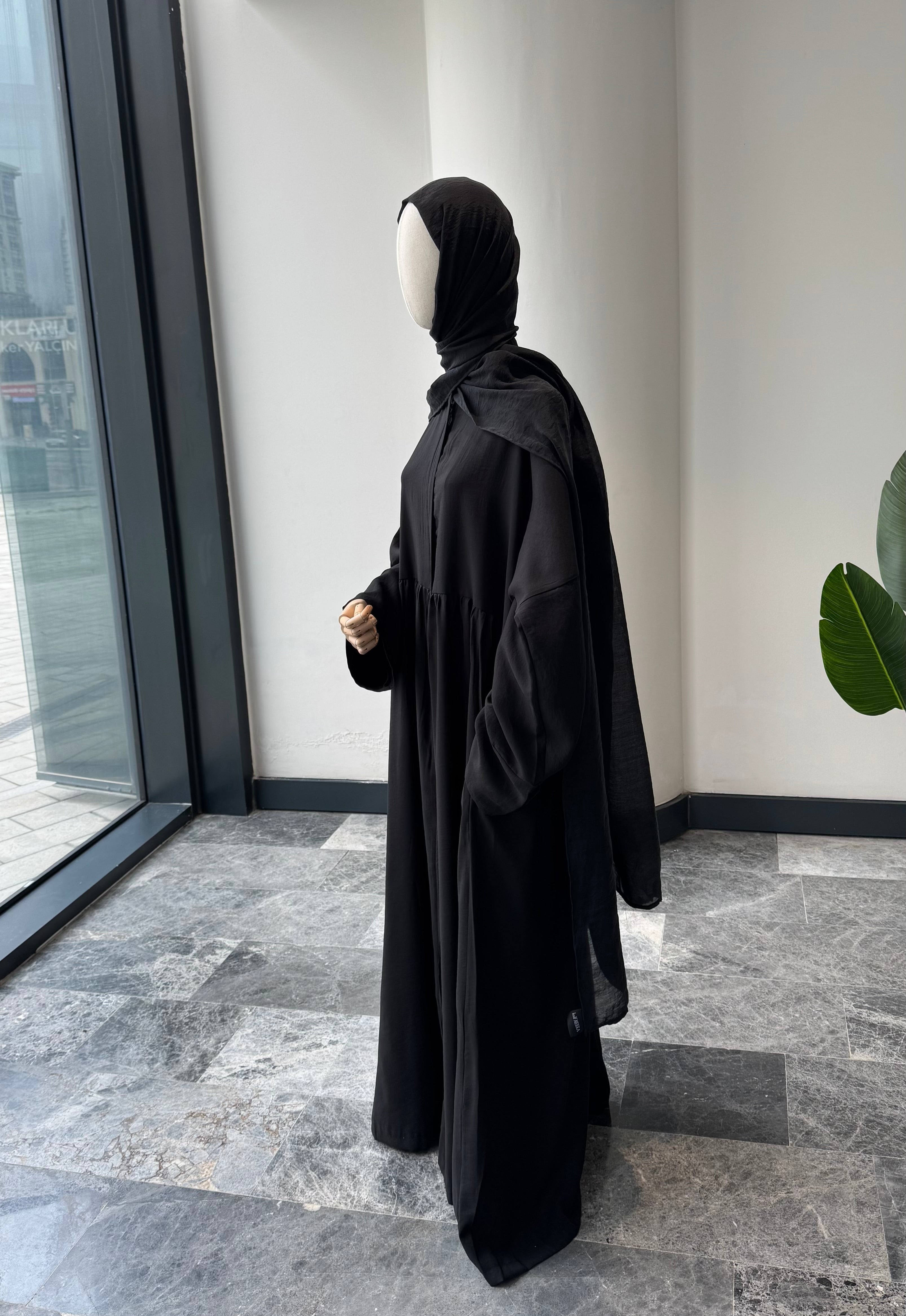 Tensel Kumaş/Robalı Siyah Ferace - Abaya kol