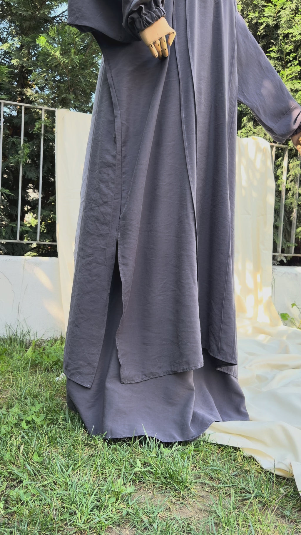 Amine etekli cilbab -Gri